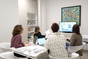 Maicopresse-riunione-commerciale Foto riunione sviluppo e organizzazione commerciale